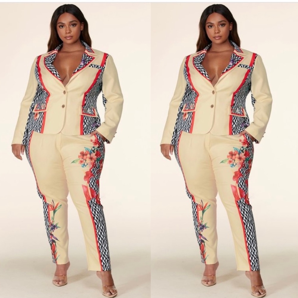 Beautiful Natural Flower Blazer Pant Set..